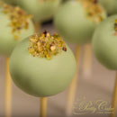 pistache cake pops detail